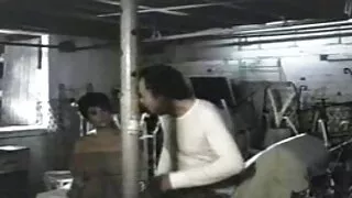 bekaretini porno film yükle kaybetti