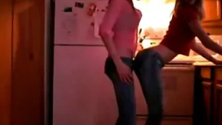Altı yüz altmış dört bin beş yüz seksen dört orjinal porno filmleri